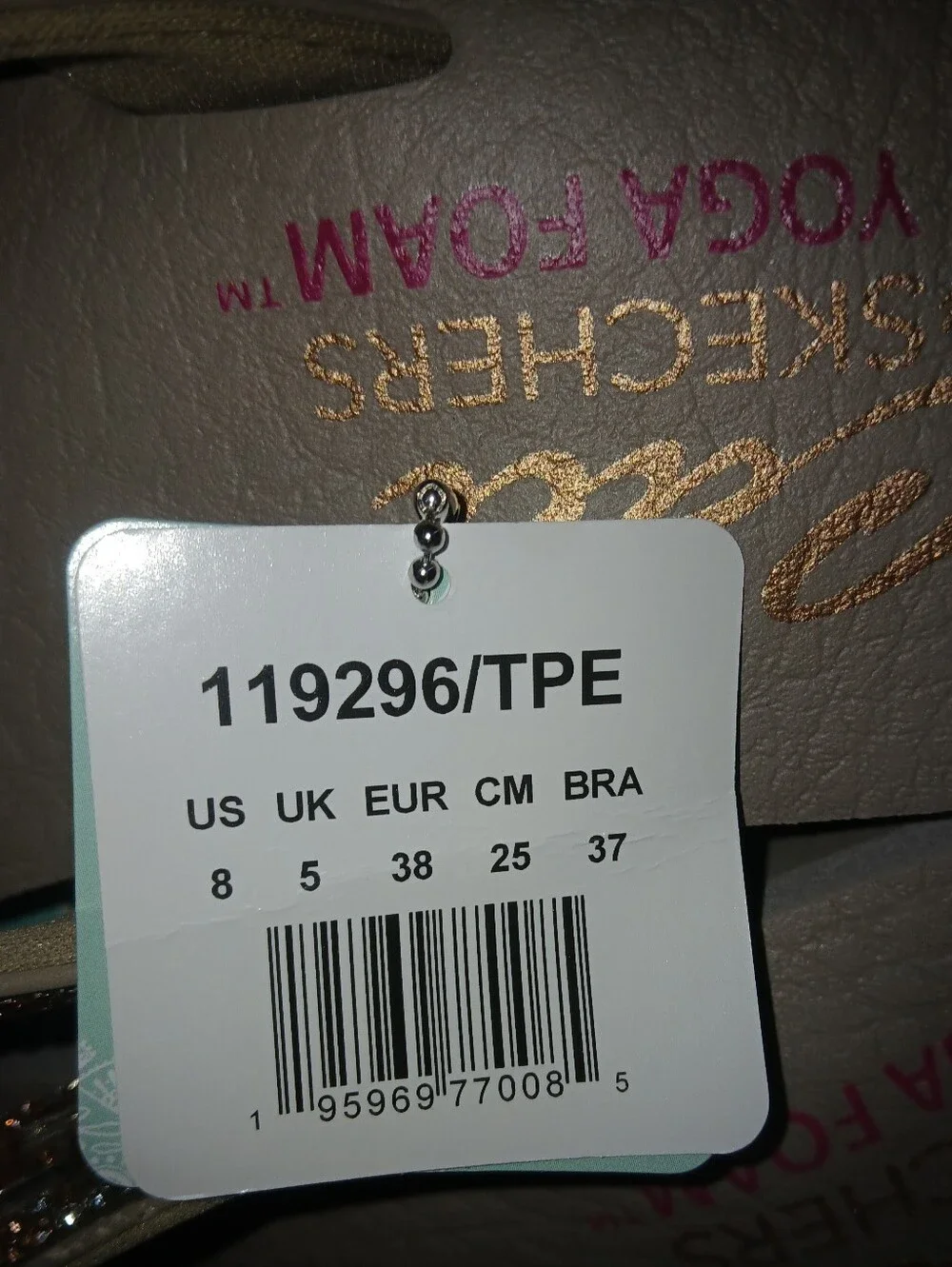NWT Women's Vega Cali Sketchers Wedges.